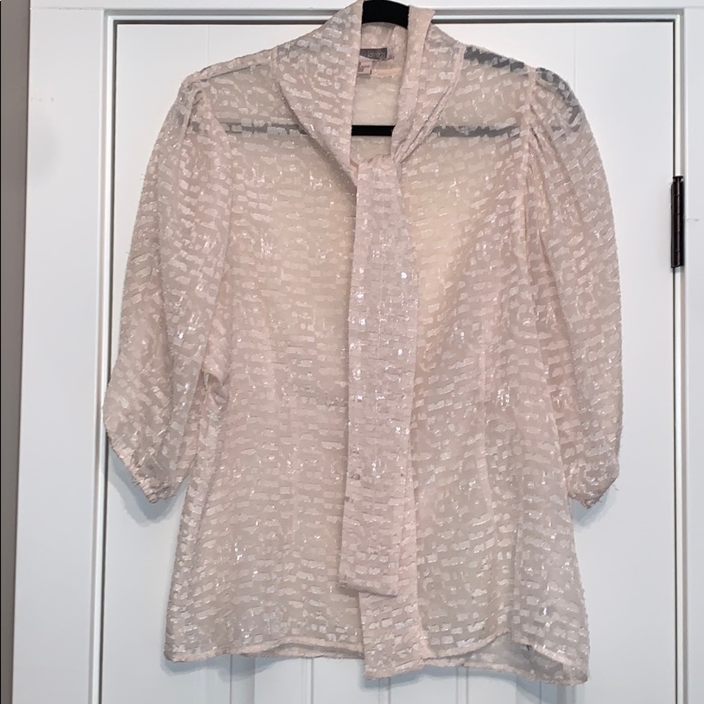 🌺Forever 21 Love 21 Blouse Cream Size M
